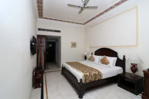 Orient Taj - Image 2