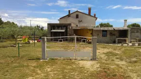 House for Families and Pets Welcome - Image 2