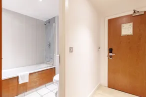Princes Square Apartments - Image 2