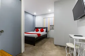 OYO 476 Hedda Hotel - Image 5