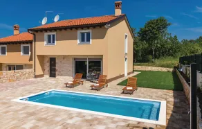 Awesome Home in Putini With Outdoor Swimming Pool, Wifi and 4 Bedrooms - Image 4