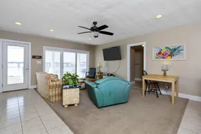 Water Front Delight On The Bay 3 Bedroom Home by RedAwning - Image 4