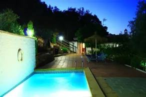 El Retiro - Image 2