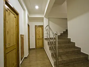 OYO 4637 Hotel K Square - Image 3