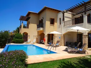 Junior Villa Private Pool Kouklia - Image 2
