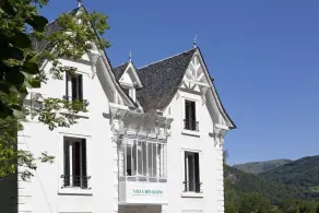 Hôtel des Bains et Résidences Vic-sur-Cère - Image 2