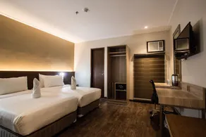 Northwest Inn - Image 4