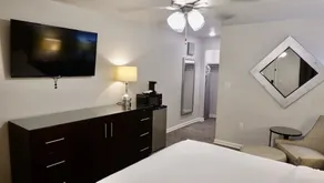 Heritage House Inn - Image 3