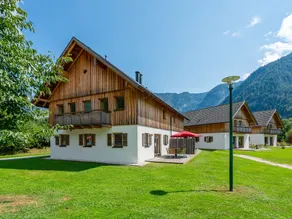 Modern Apartment Near Cross-country Skiing - Image 4