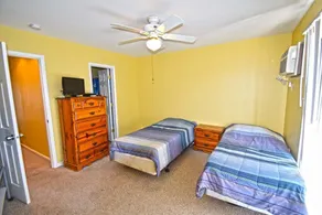 Crab Harbour 4 3 Bedroom Townhouse by RedAwning - Image 3