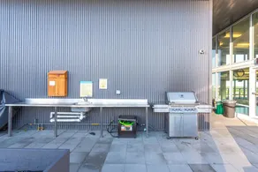 Trendy Dt Condo - 17th Ave+parking, Pets - Image 5