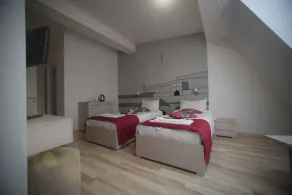 Living Rooms Hotel - Image 2