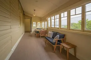 Steele Point Cottage - Image 4