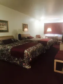 Thunderbird Motel - Image 3