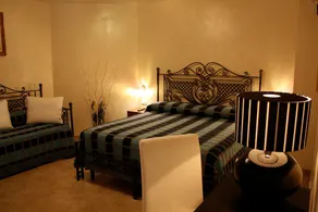 Leccelso Bed And Breakfast - Image 4
