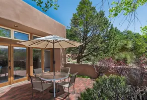 Acoma - Majestic Views, Near the Santa Fe Opera and Four Seasons in Tesuque - Image 5