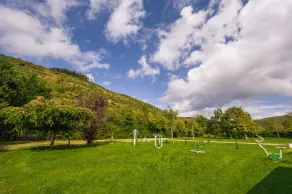Inviting 2-bed House in Afan Forest Port Talbot - Image 3
