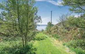 Amazing Home in Hellvik With 4 Bedrooms - Image 3