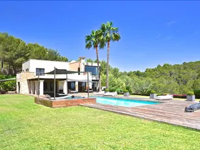 Villa Emeria by The Pearls Collection - Image 2