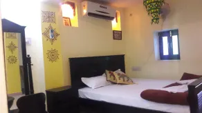 Hare Krishna Guest House - Image 4