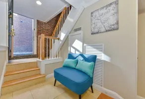 Spacious 1 BR Apt in Beacon Hill by Domio - Image 4