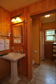 Poplar Creek Guesthouses B&B - Image 2