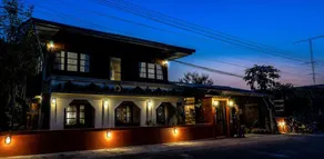 Granny Tea House - Image 3