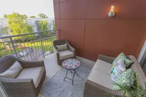 Artsy Chic 1BR Condo 30day min with WiFi AC Parking TV Furnished Rooftop - Image 3
