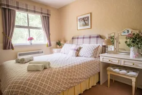 Highland Holiday Homes Falcon Lodge - Image 2