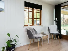 Rustic Holiday Home in Glesborg With Sea Coast Near - Image 3