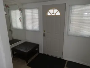 Cozy Cottage near Lake Simcoe - Image 3