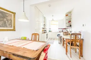 Modern Flat in Clerkenwell - Image 3