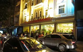 Holiday Hotel - Image 5