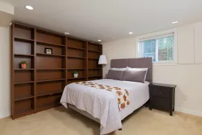 3BD Stylish Cozy Basment Suite in Riley Park - Image 5