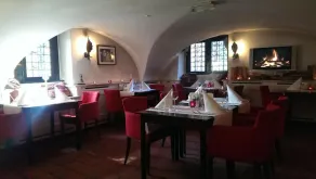 Kasteel Essenburgh Hampshire - Image 3