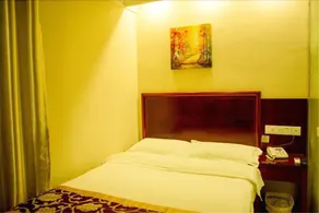 GreenTree Alliance Shandong Jinan Yaoqiang Airport Hotel - Image 4