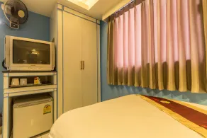 Sam's Lodge - Image 3
