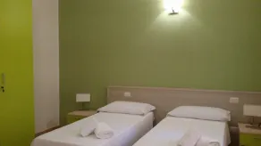 Hotel '904 - Image 4