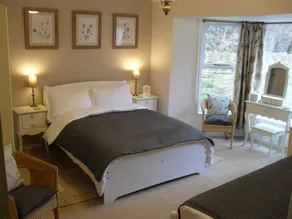 Ferndale House - Image 5