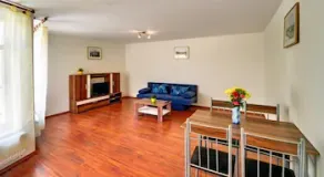 Apartment House Zizkov - Image 4