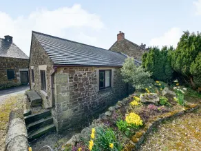 Lark's Rise Cottage - Image 3