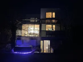Smile Villa With Terrace Garden Aircondition and Parking in the Beloved D Bling in Vienna - Image 5