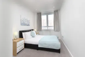 Ringside Apartments - Image 4