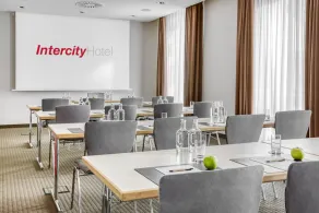 IntercityHotel Nürnberg - Image 2