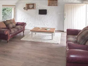 The Henloft - Image 4