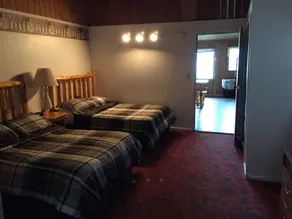 Dunrovin Resort - Image 5