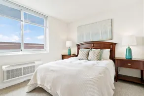 Global Luxury Suites At Locust Street - Image 3