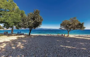 Stunning Home in Medveja With Wifi and 3 Bedrooms - Image 5