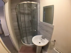 Quayside Properties 4 hotel type rooms - Image 4