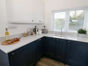 Chalk Cottage - Image 2
